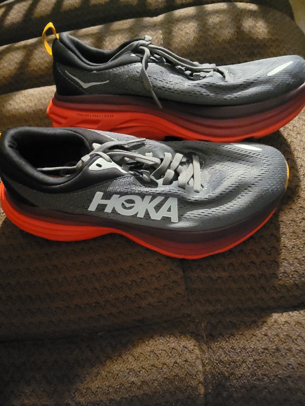 Hoka BONDI 8 Women's Gray Athletic Shoes - Bright Colored Midsole